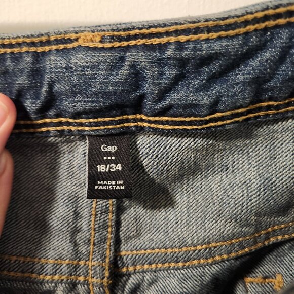 Gap jean skirt - Picture 3 of 3